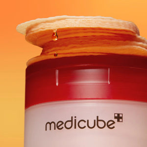 Medicube Red Succinic Acid Peeling Pad 155 g (70 blazinica)