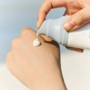 SKIN1004 Madagascar Centella Hyalu-Cica Water-Fit Sun Serum 100 ml