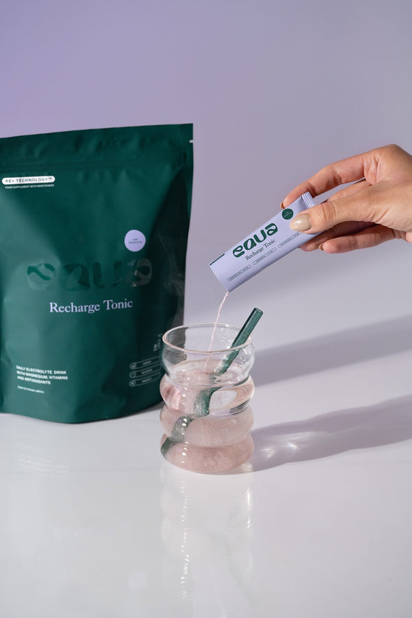 EQUA Recharge Tonic okus divlje borovnice 