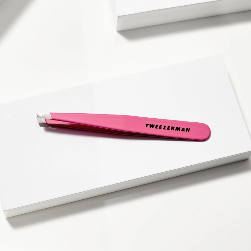 Slant Tweezer Pinceta s kosim vrhom pretty in pink