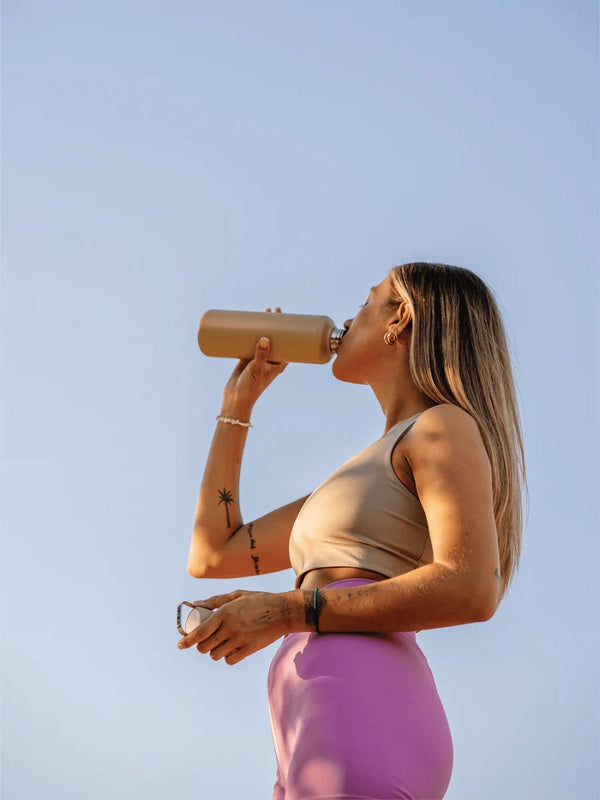 EQUA Timeless Latte boca za vodu 1 L