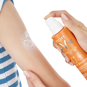 Vichy CAPITAL SOLEIL Vodeni fluid u spreju za djecu za zaštitu stanica kože SPF50+ 200 ml